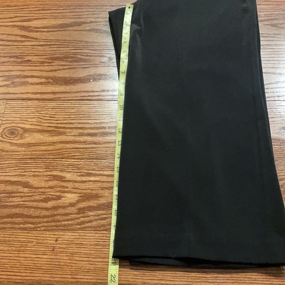 NWOT WHBM women’s LEGACY wide leg CROP / CAPRIS pants. Black size 8 - Picture 6 of 9